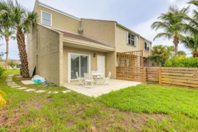 Fort Pierce Condo Walk to Beach and State Park!